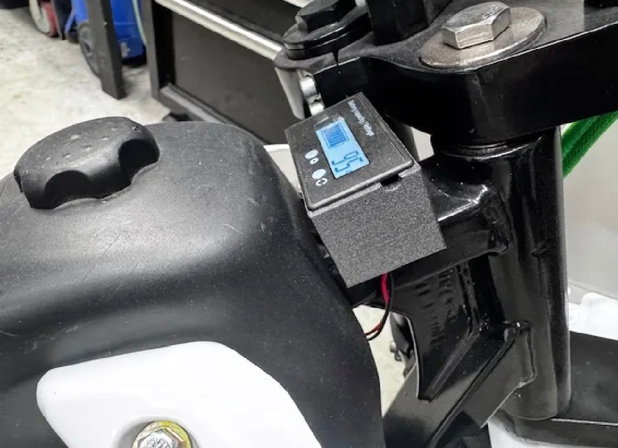 Razor Custom Display Mount