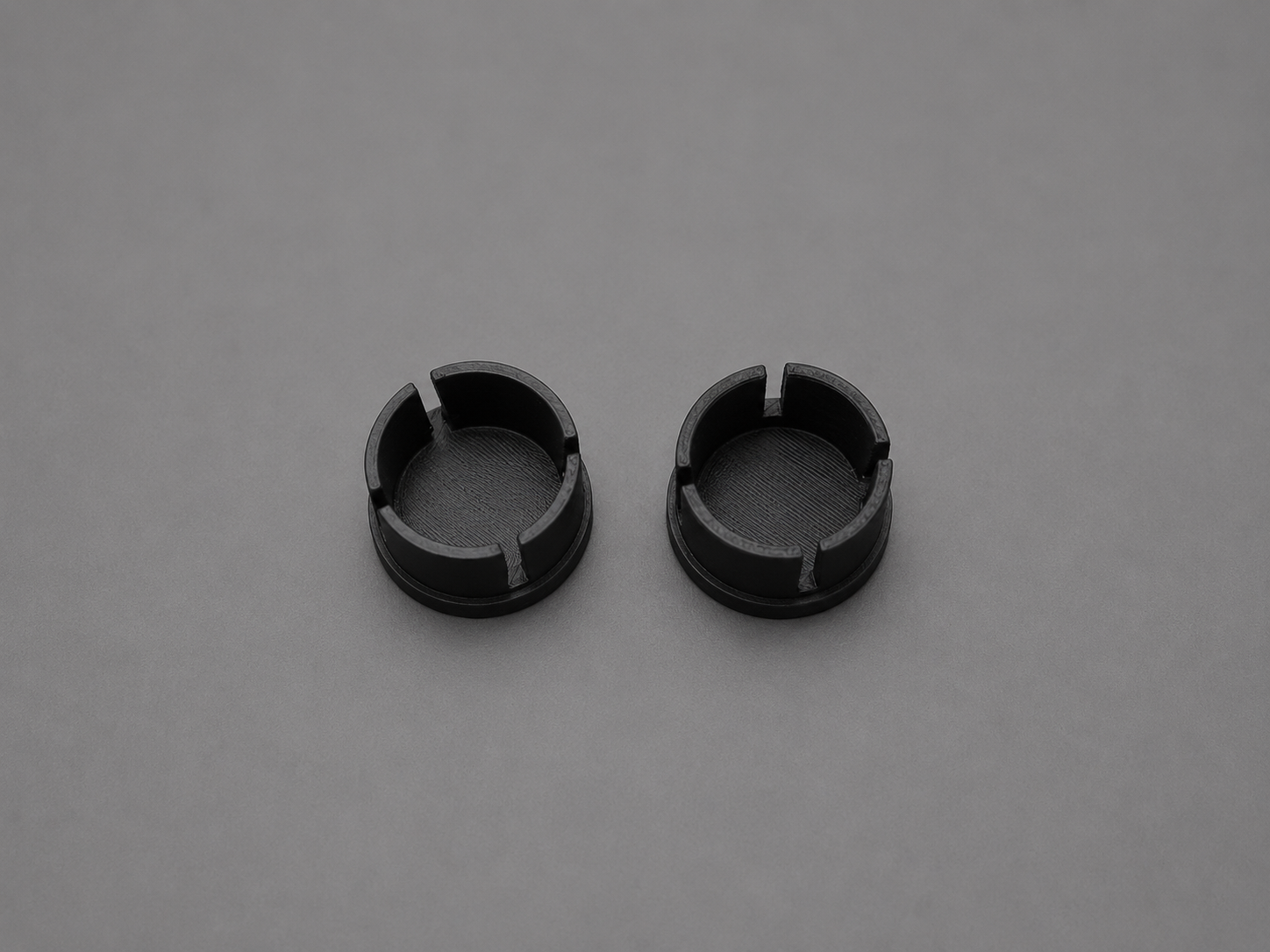 Razor Swing Arm Plugs