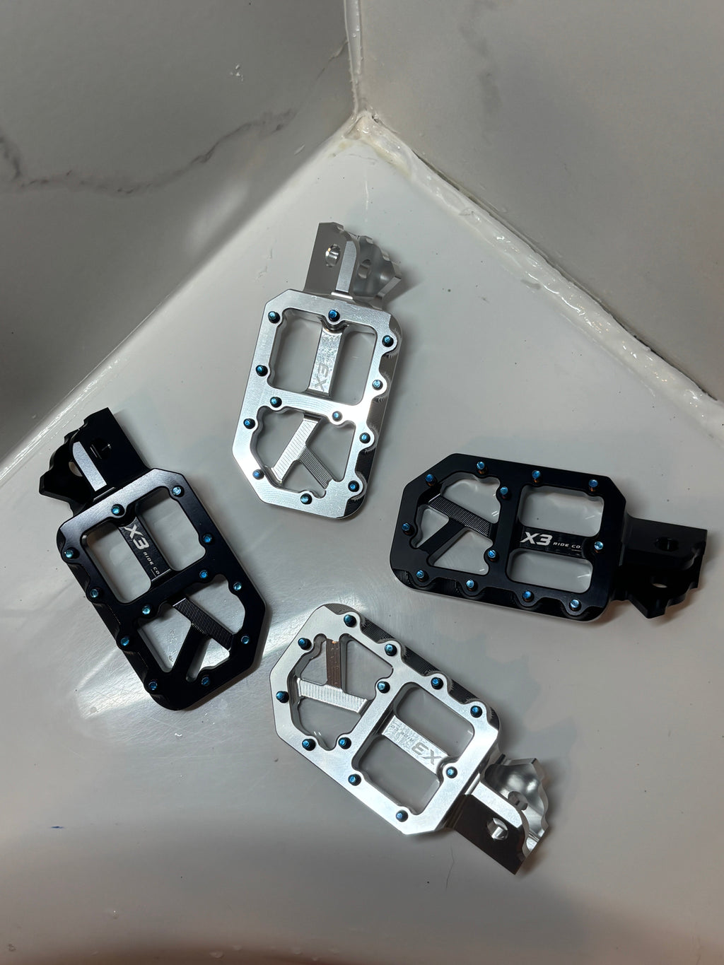 Surron LBX/ Talaria Pegs